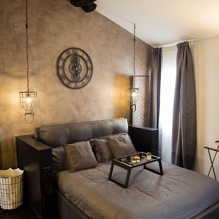 Industrial Apartment Near Duomo 밀라노 외부 사진