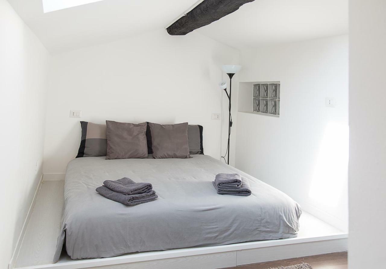 Industrial Apartment Near Duomo 밀라노 외부 사진