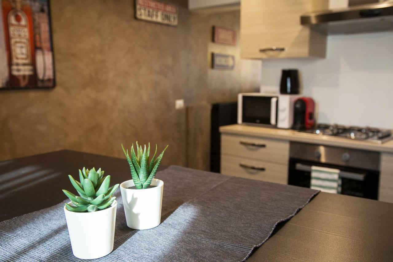 Industrial Apartment Near Duomo 밀라노 외부 사진